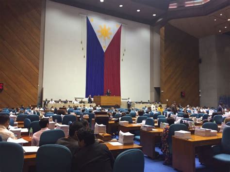 House passes reform bill, with higher tax rate for 'super.